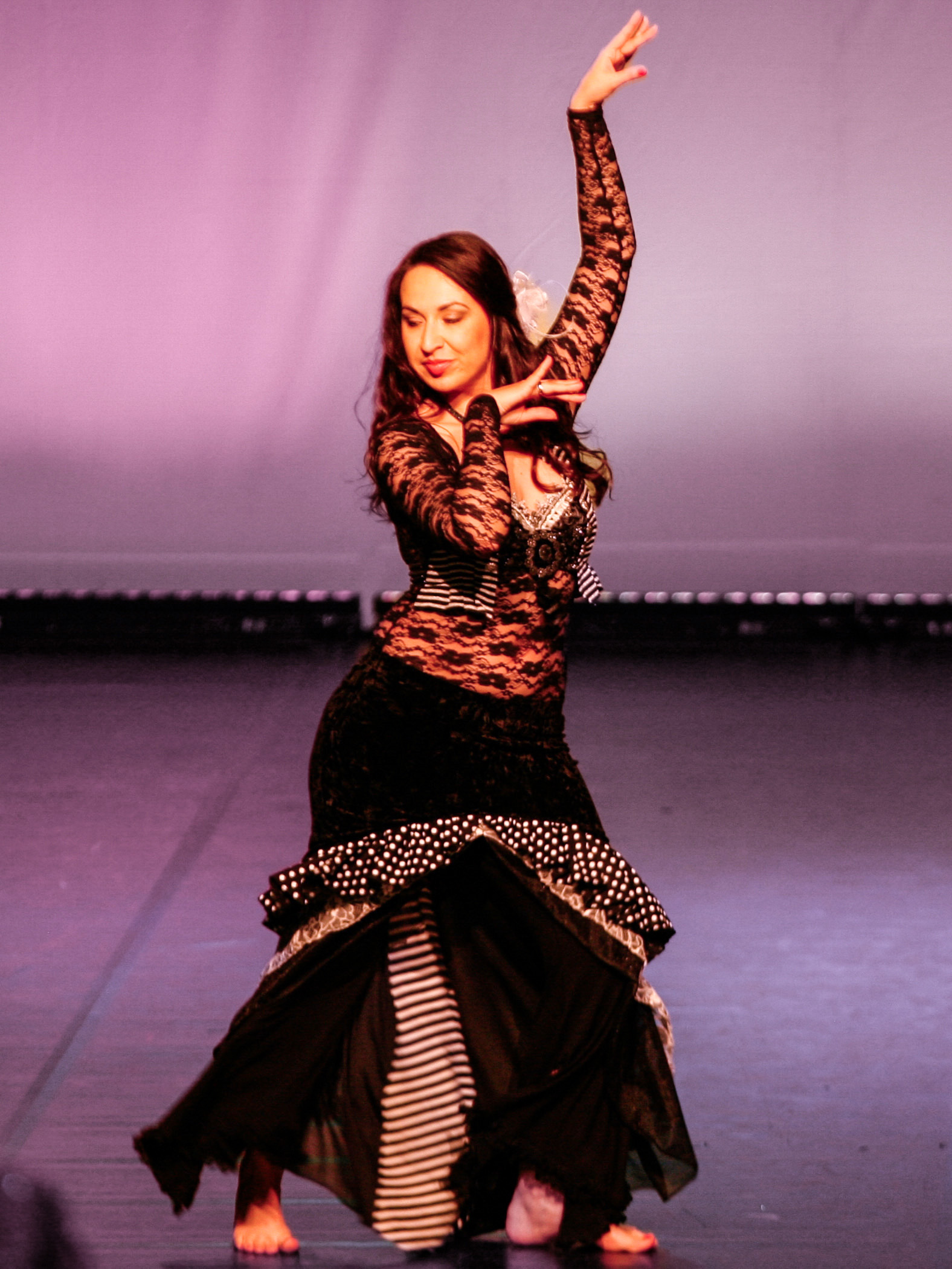 Beatrice Metzler performing Pina